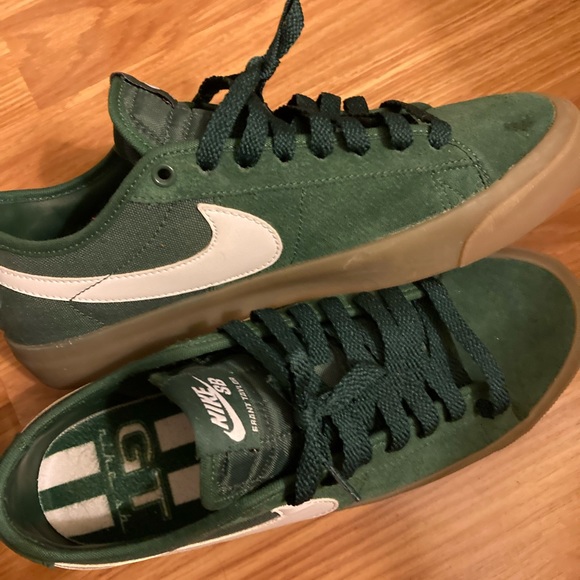 Nike SB Blazer Low GT Green Gum - M7.5/W9 - Picture 1 of 6